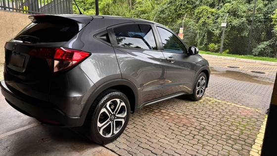 HONDA HR-V 1.8 16V FLEX LX 4P AUTOMÁTICO